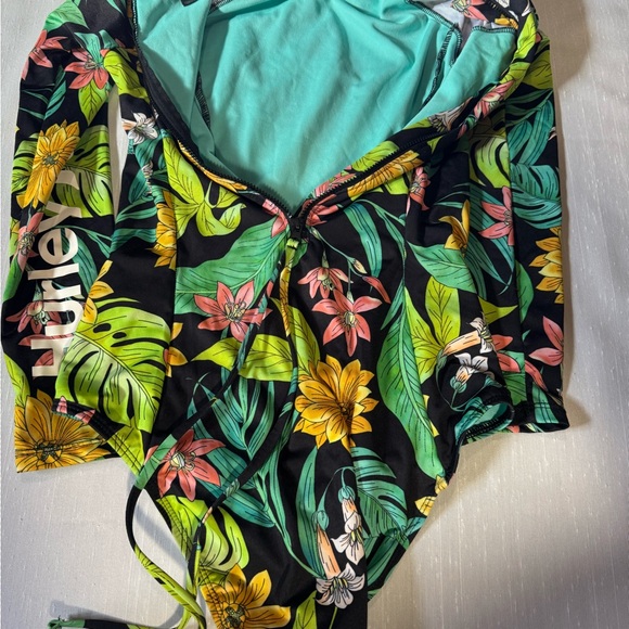 Hurley Tropical Surf Suit One Piece Size Small Like New - Picture 3 of 6